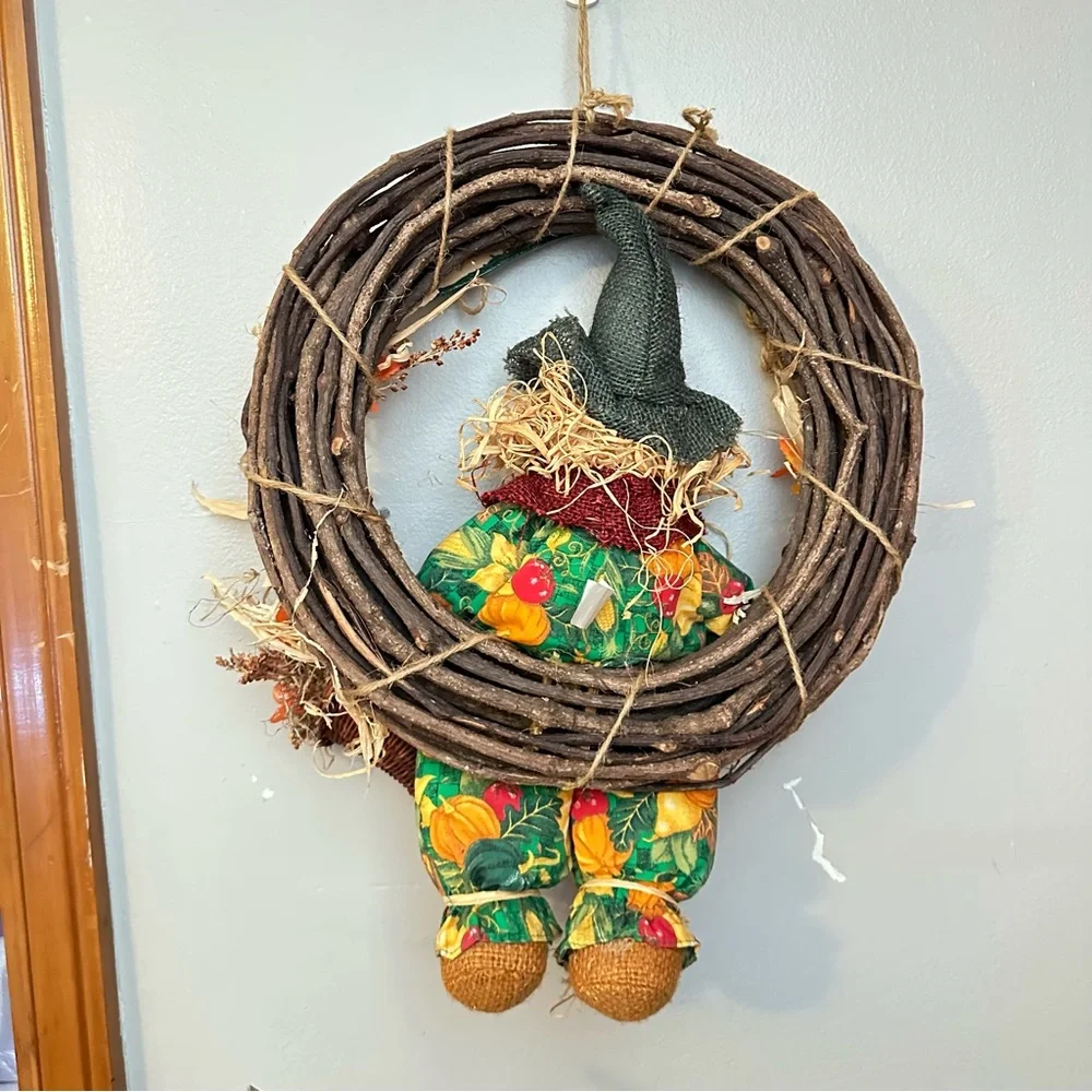 Vintage 1990s Autumn Harvest Wreath with Scarecrow & Fall Vegetables